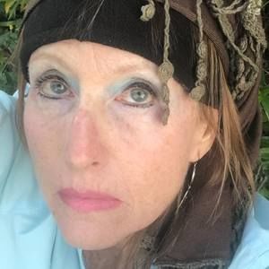 Meet your Posher, Rose